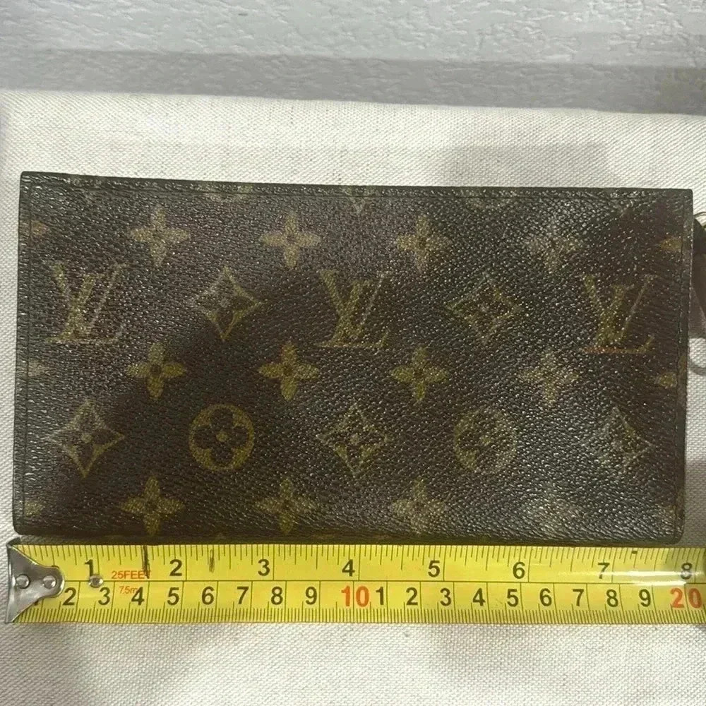 Auth Louis Vuitton Monogram Accessory Pouch - Picture 8 of 16